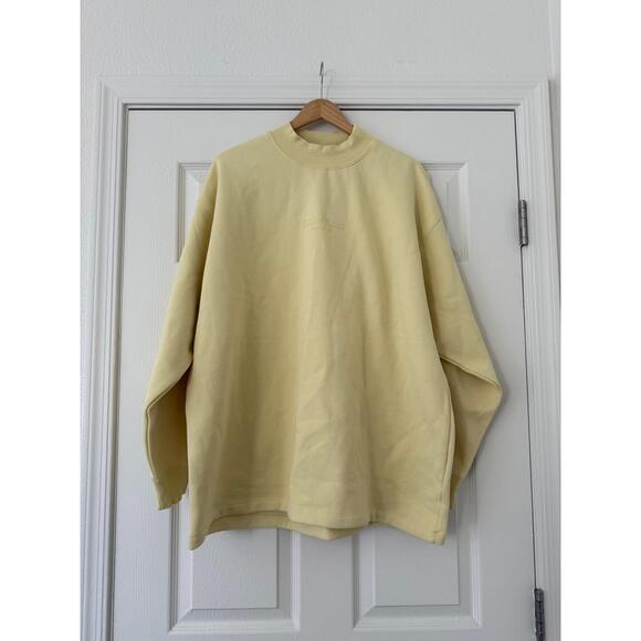 Essentials Fear Of God Canary Crewneck Sweatshirt. Small - Picture 1 of 5